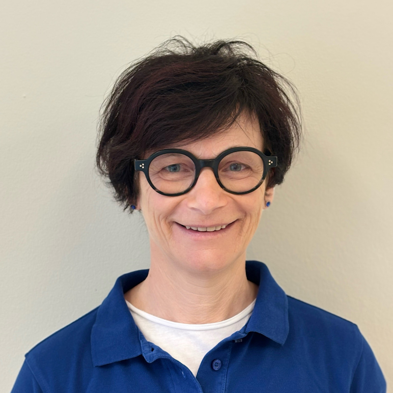 Zahnarzthelferin Cornelia Schiess von der Praxis BellevueDent in Goldau